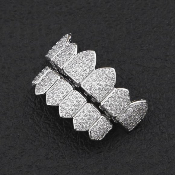 Wh. Gold Plated High Quality CZ Top n Bottom Grill - Picture 2 of 3